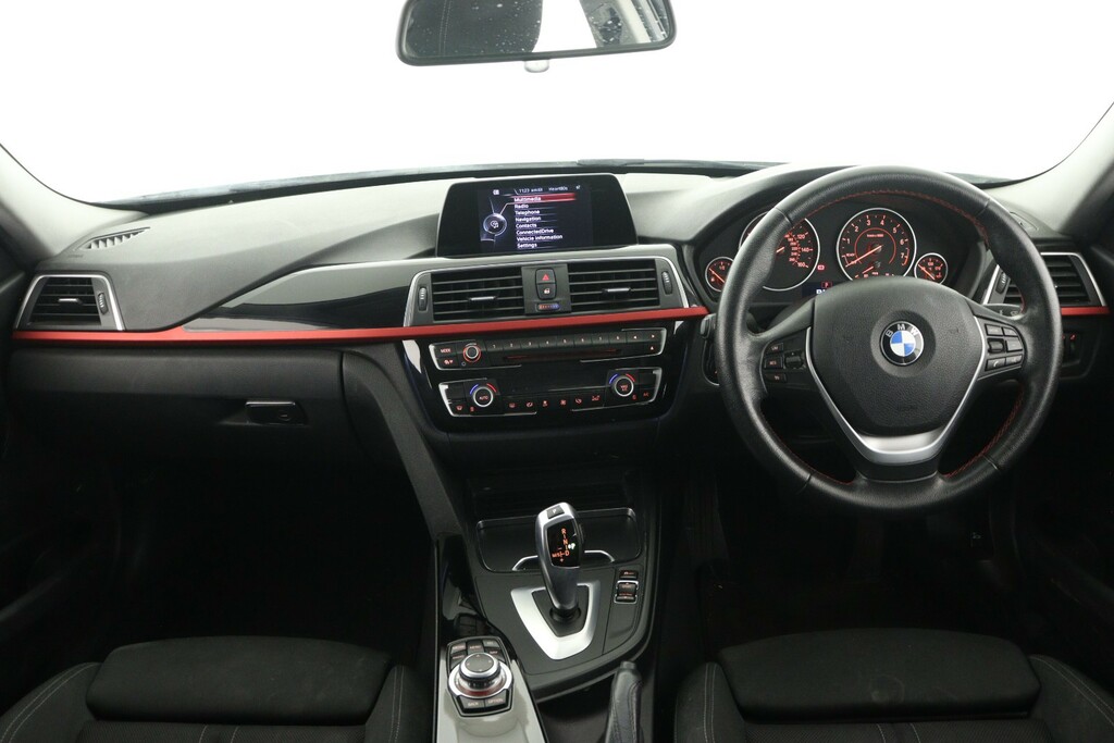 BMW 3 Series 2017 2.0 320D Ed Plus Touring Euro Black #18