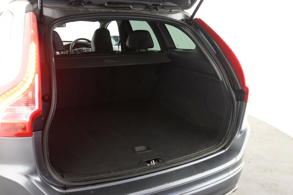 Volvo XC60 Xc60 D5 220 R Design Lux Nav Awd Geartronic Grey #10