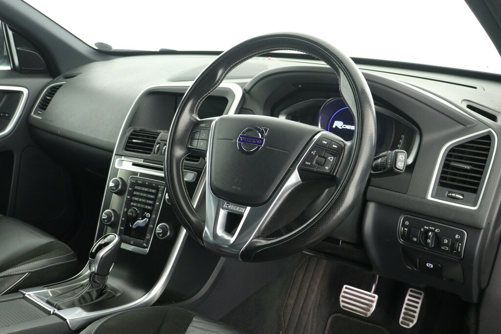 Volvo XC60 Xc60 D5 220 R Design Lux Nav Awd Geartronic Grey #14