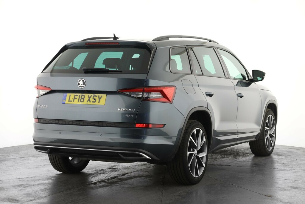 Skoda Kodiaq 2.0 Tsi Sport Line 4X4 Dsg 7 Seat Grey #3