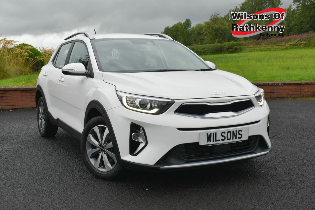Kia Stonic Suv White