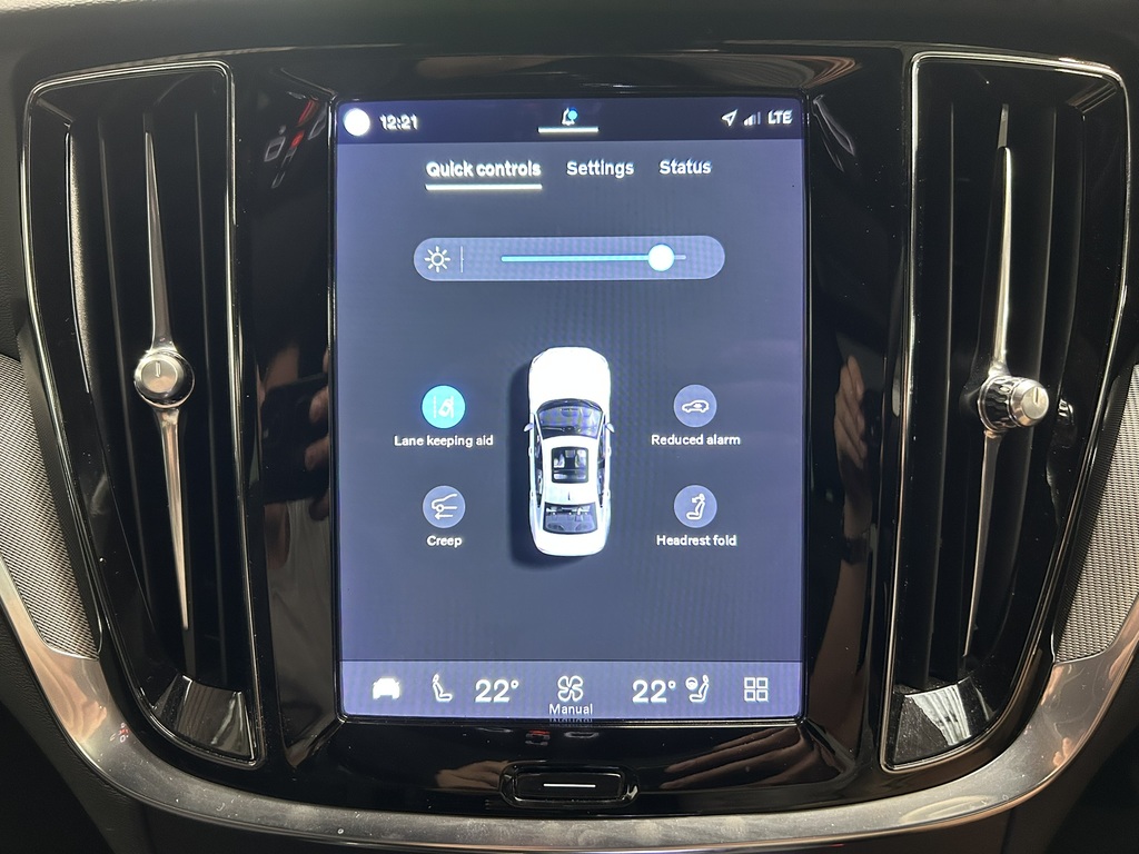 Volvo S60 S60 R-design T8 Recharge Awd A White #45