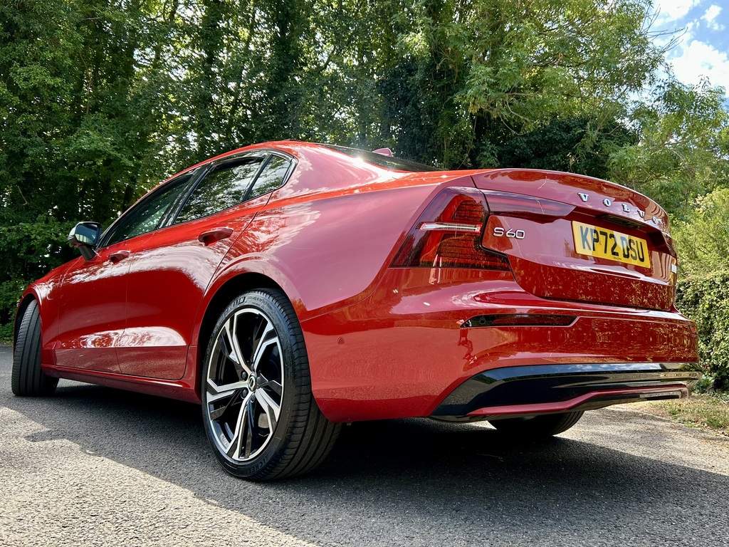 Volvo S60 S60 R-design T8 Recharge Awd A White #8