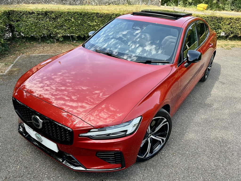 Volvo S60 2.0H T8 Recharge 18.8Kwh Ultimate Saloon Petro #5