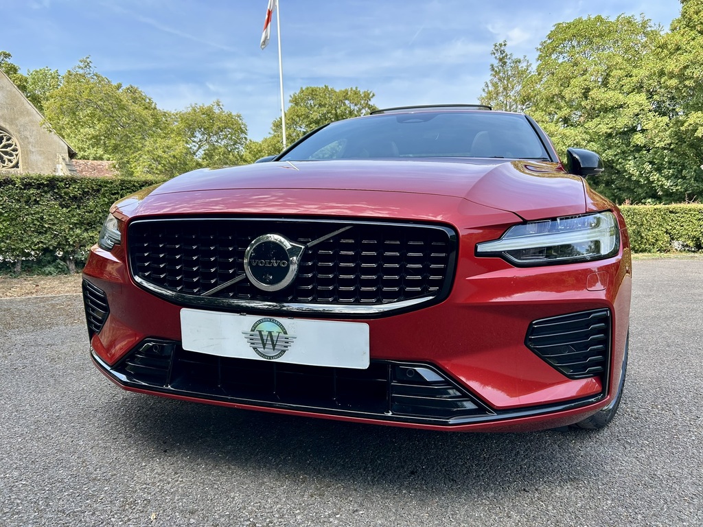 Volvo S60 2.0H T8 Recharge 18.8Kwh Ultimate Saloon Petro #4