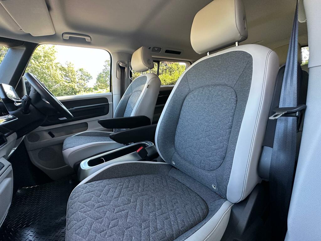Volkswagen ID.Buzz 210Kw Life Pro 86Kwh Lwb 7 Seat Silver #28