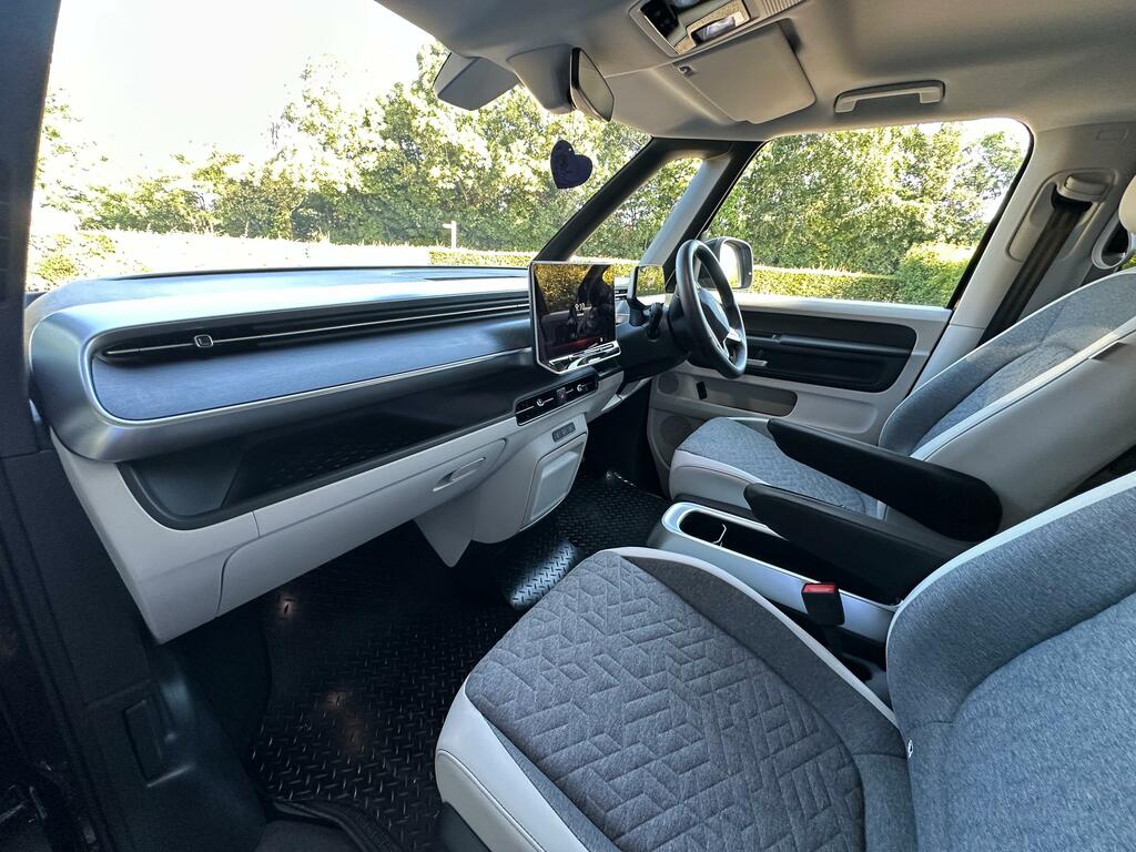 Volkswagen ID.Buzz 210Kw Life Pro 86Kwh Lwb 7 Seat Silver #27