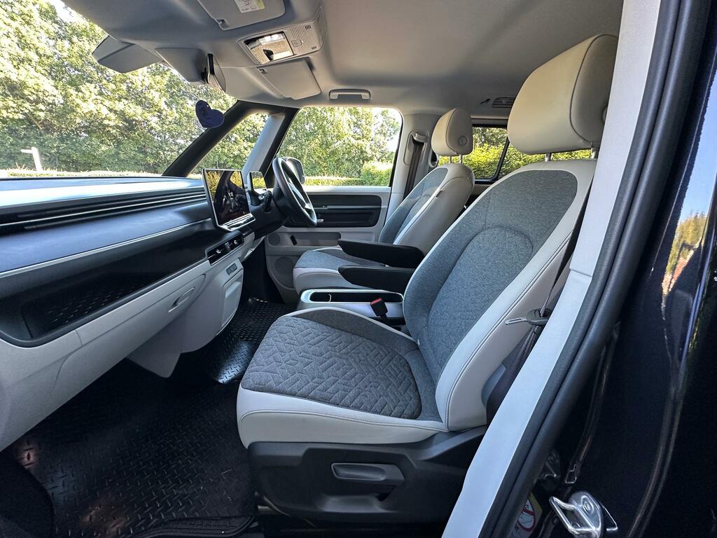 Volkswagen ID.Buzz 210Kw Life Pro 86Kwh Lwb 7 Seat Silver #26