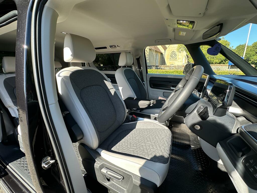 Volkswagen ID.Buzz 210Kw Life Pro 86Kwh Lwb 7 Seat Silver #17