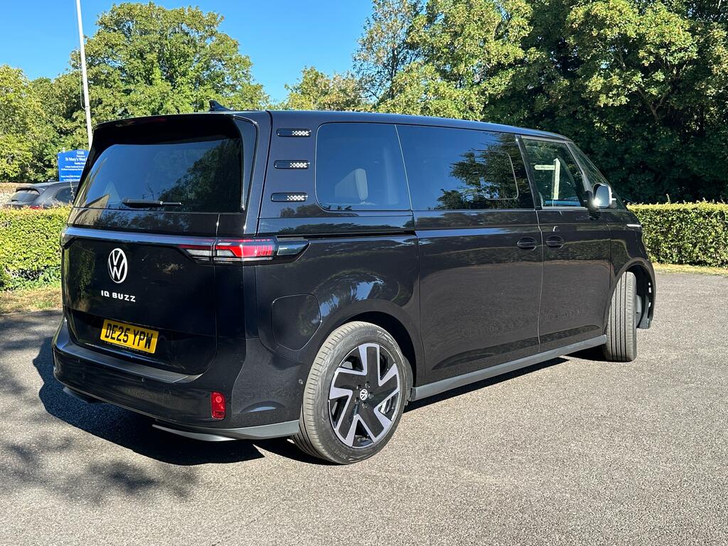Volkswagen ID.Buzz 210Kw Life Pro 86Kwh Lwb 7 Seat Silver #9