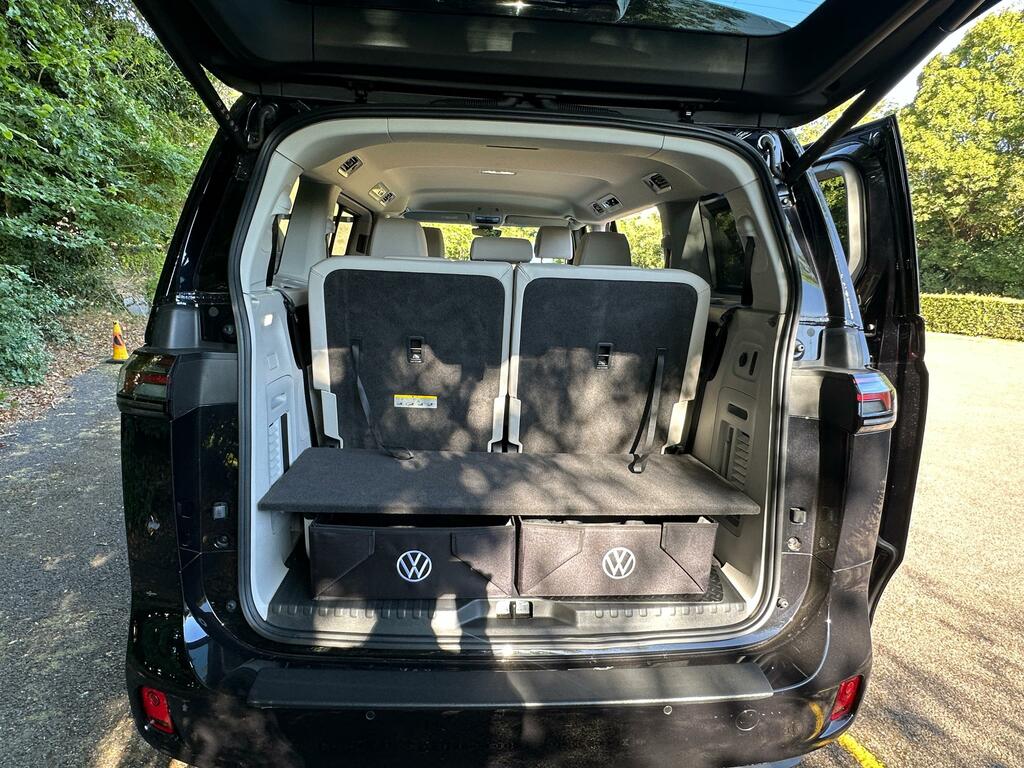 Volkswagen ID.Buzz 210Kw Life Pro 86Kwh Lwb 7 Seat Silver #32
