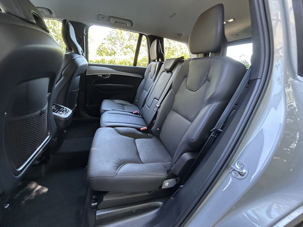 Volvo XC90 Ultimate, B5 Awd Mild Hybrid, Dark, Poles Grey #31