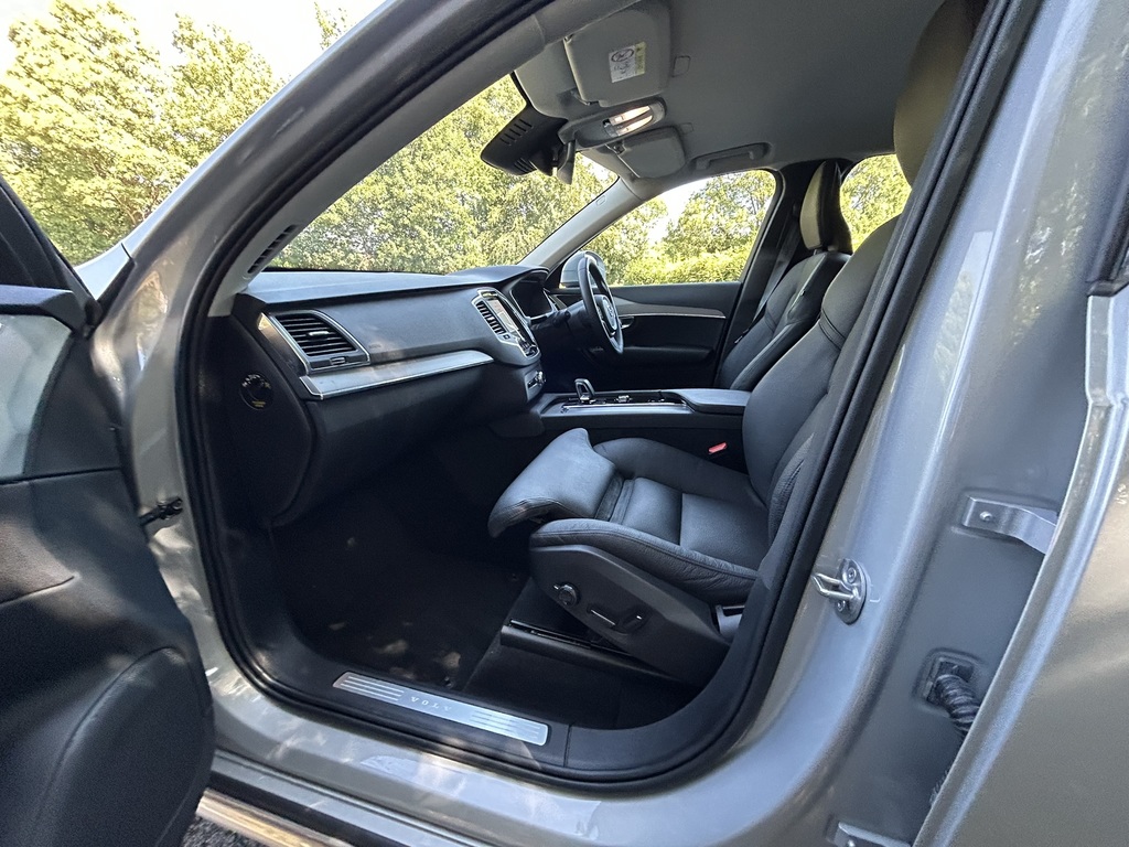 Volvo XC90 Ultimate, B5 Awd Mild Hybrid, Dark, Poles Grey #32