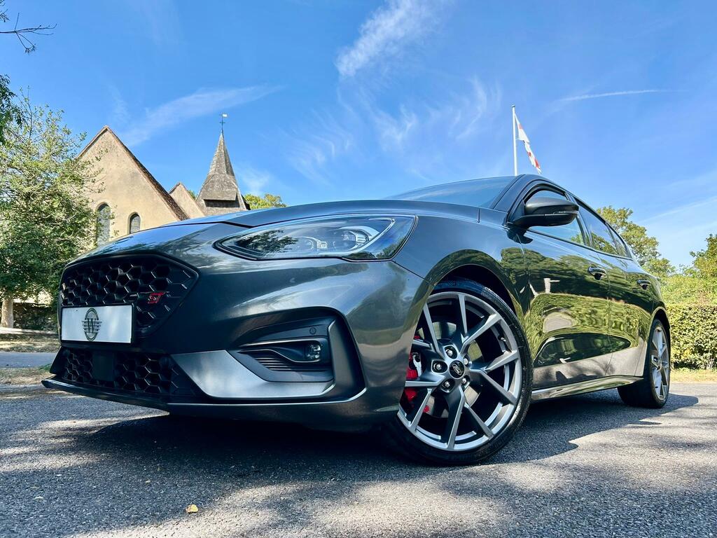 Ford Focus 2.3T Ecoboost St Hatchback Euro #6