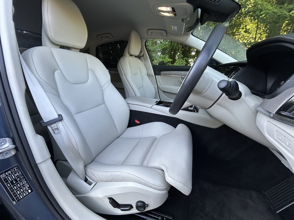Volvo S90 2.0H T8 Recharge 18.8Kwh Plus Bright Saloon Pe  #3