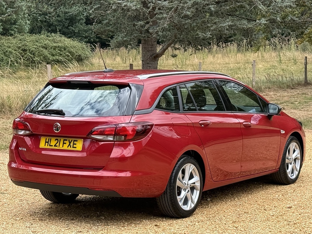 Vauxhall Astra Turbo Sri Nav Red #3