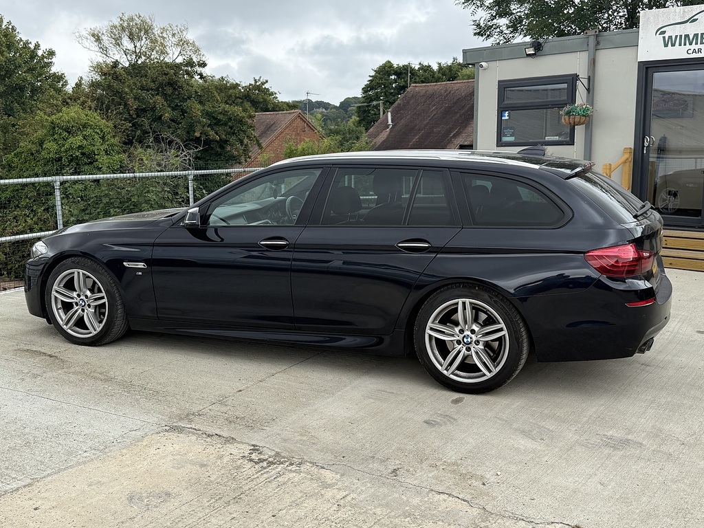 BMW 5 Series 530D M Sport Black #3