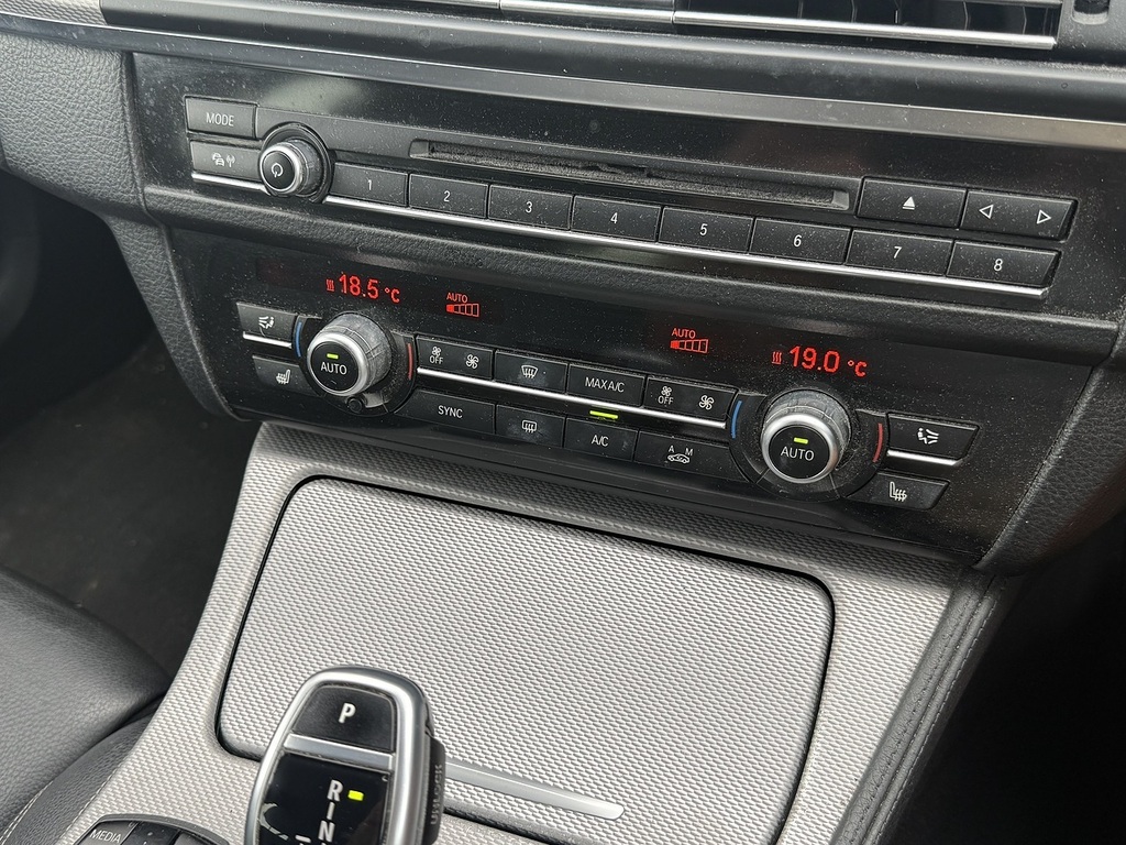 BMW 5 Series 2.0 520D Luxury Euro 6 Ss Silver #10