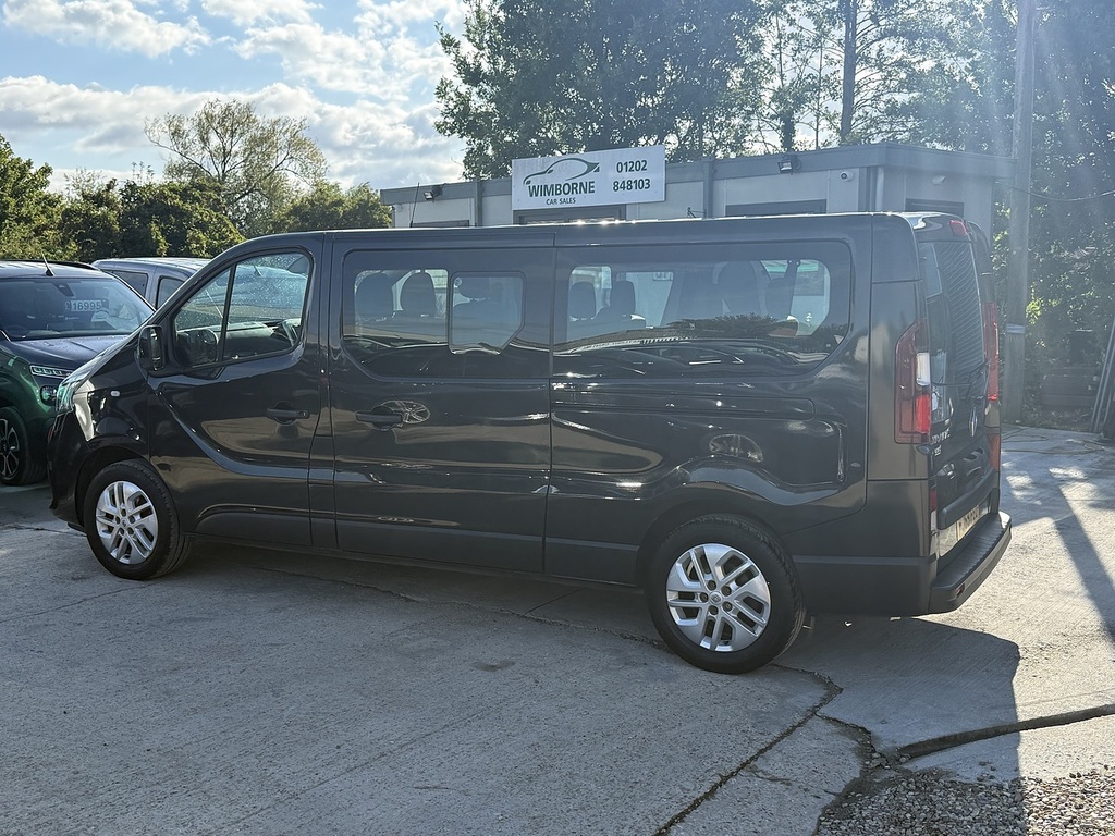 Renault Trafic Dci Energy 30 Sport Nav Black #4
