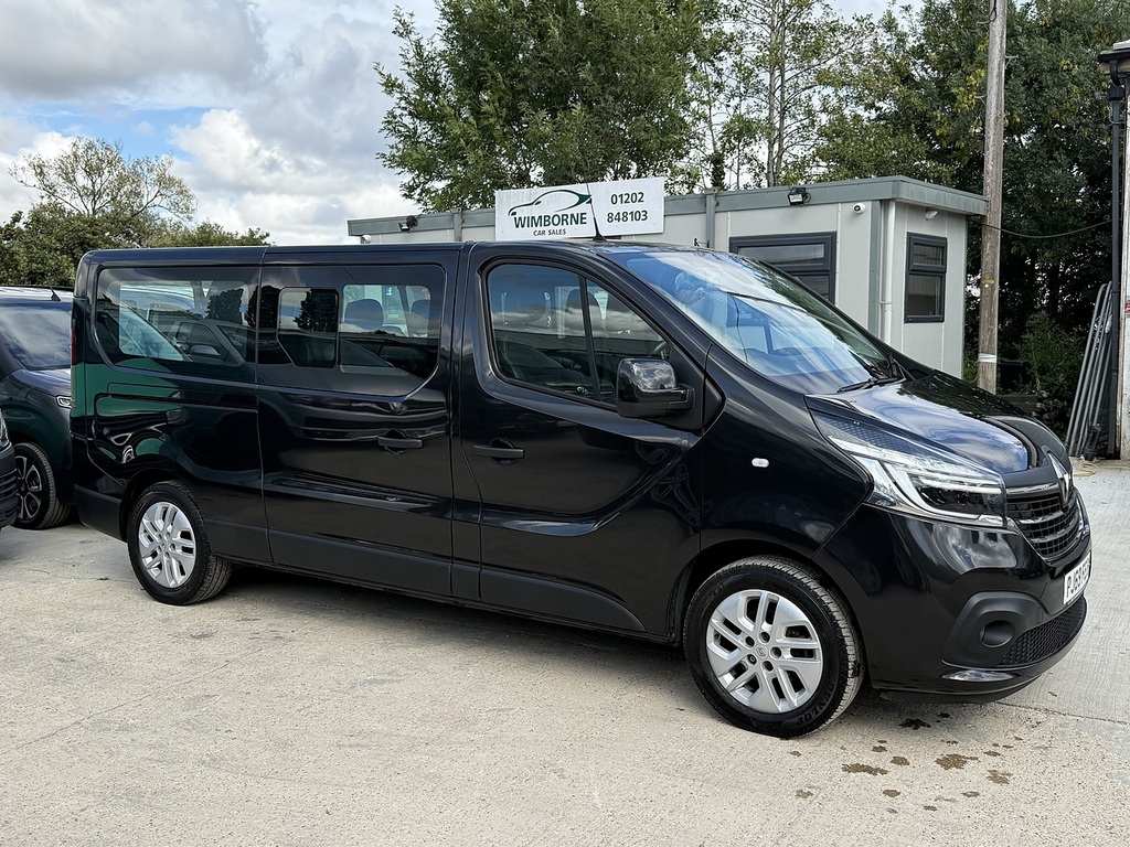 Renault Trafic Dci Energy 30 Sport Nav Black #2