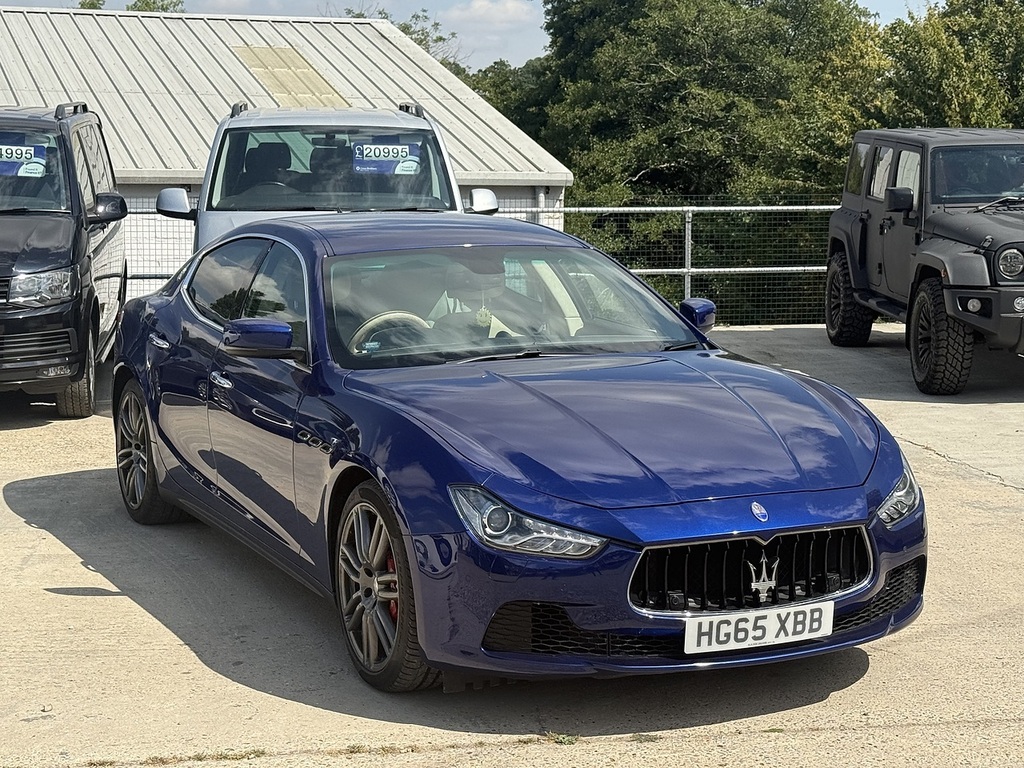 Maserati Ghibli D V6 Blue