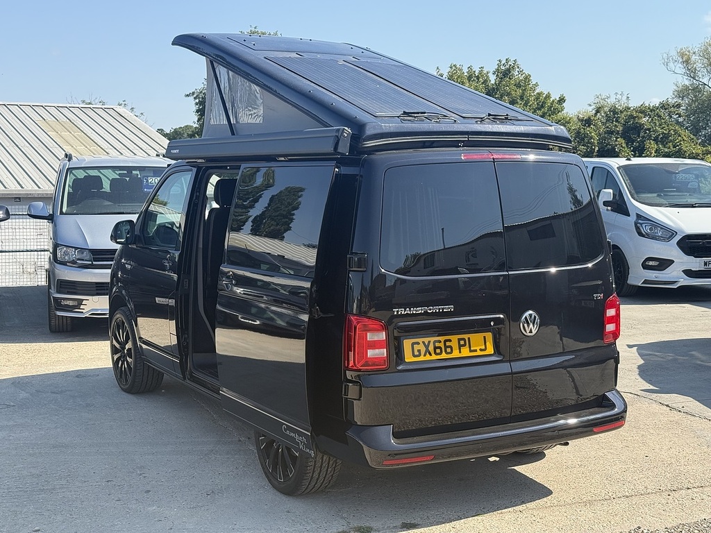 Volkswagen Transporter Tdi T28 Bluemotion Tech Highline Black #2