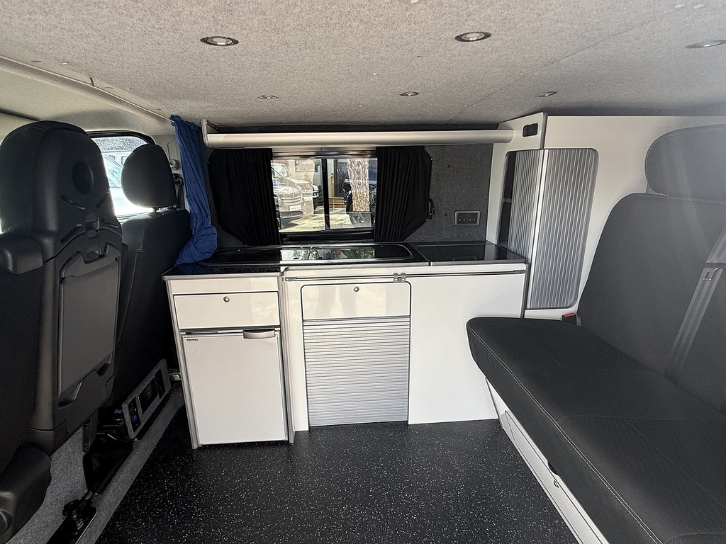 Vauxhall Vivaro Cdti 2700 Biturbo Ecoflex Sportive Black #5