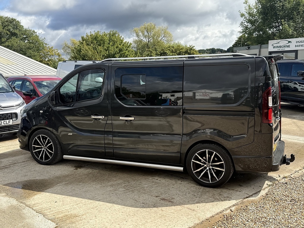 Vauxhall Vivaro Cdti 2700 Biturbo Ecoflex Sportive Black #4