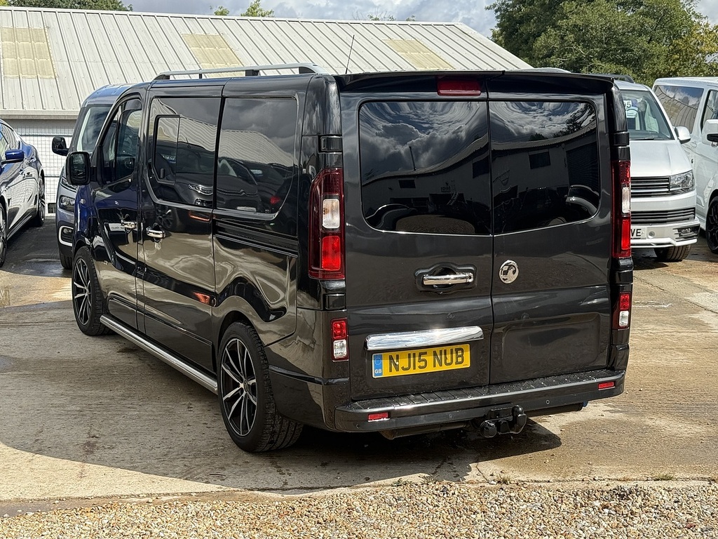 Vauxhall Vivaro Cdti 2700 Biturbo Ecoflex Sportive Black #2