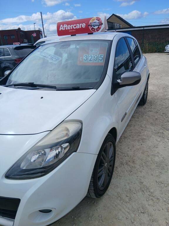 Renault Clio 1.6 Vvt Dynamique Tomtom LY61BBU White
