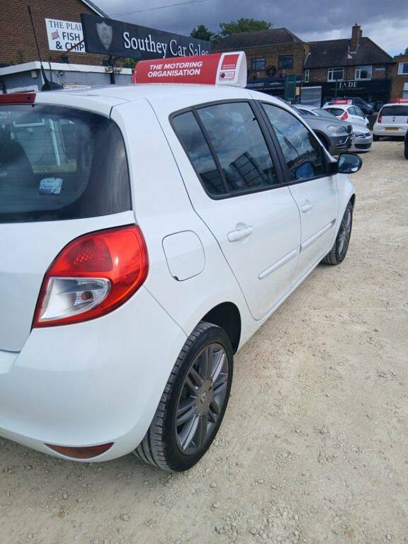 Renault Clio 1.6 Vvt Dynamique Tomtom LY61BBU White #4