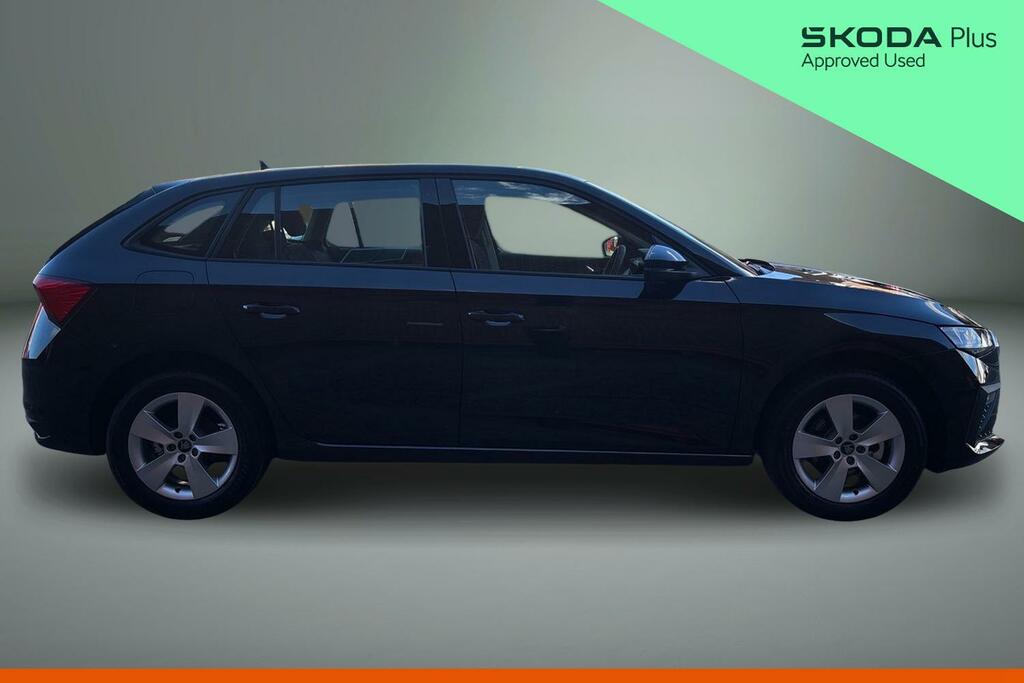 Skoda Scala 1.0 Tsi 116 Se Edition Dsg Black #4