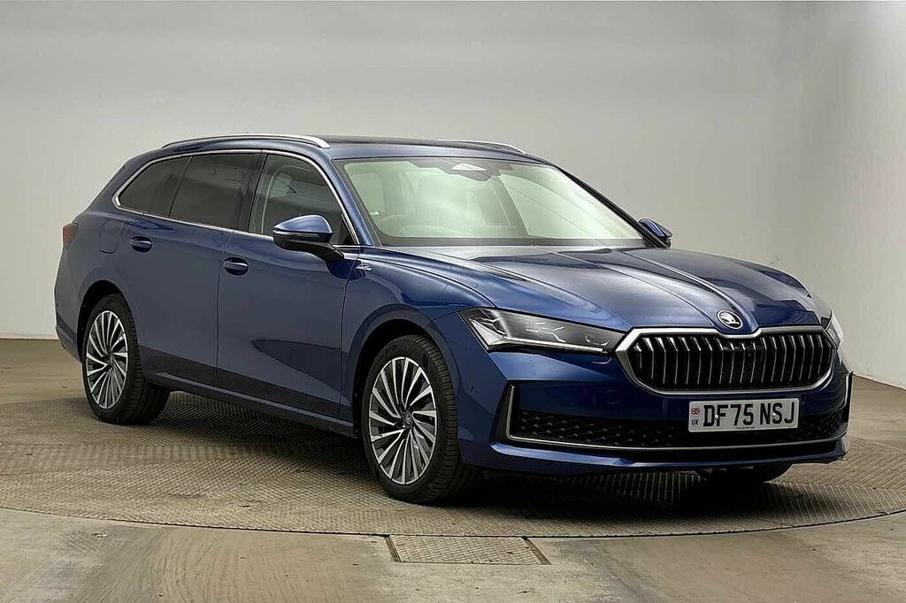 Skoda Superb 1.5 Tsi Iv 25.7Kwh Laurin Klement Estate Pet Blue