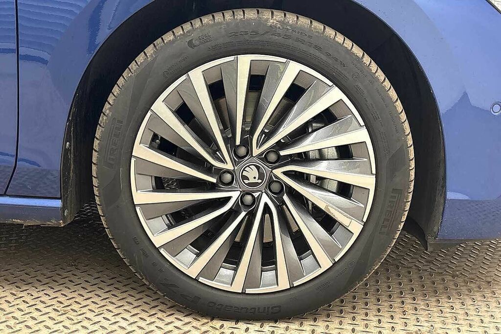 Skoda Superb 1.5 Tsi Iv 25.7Kwh Laurin Klement Estate Pet Blue #5