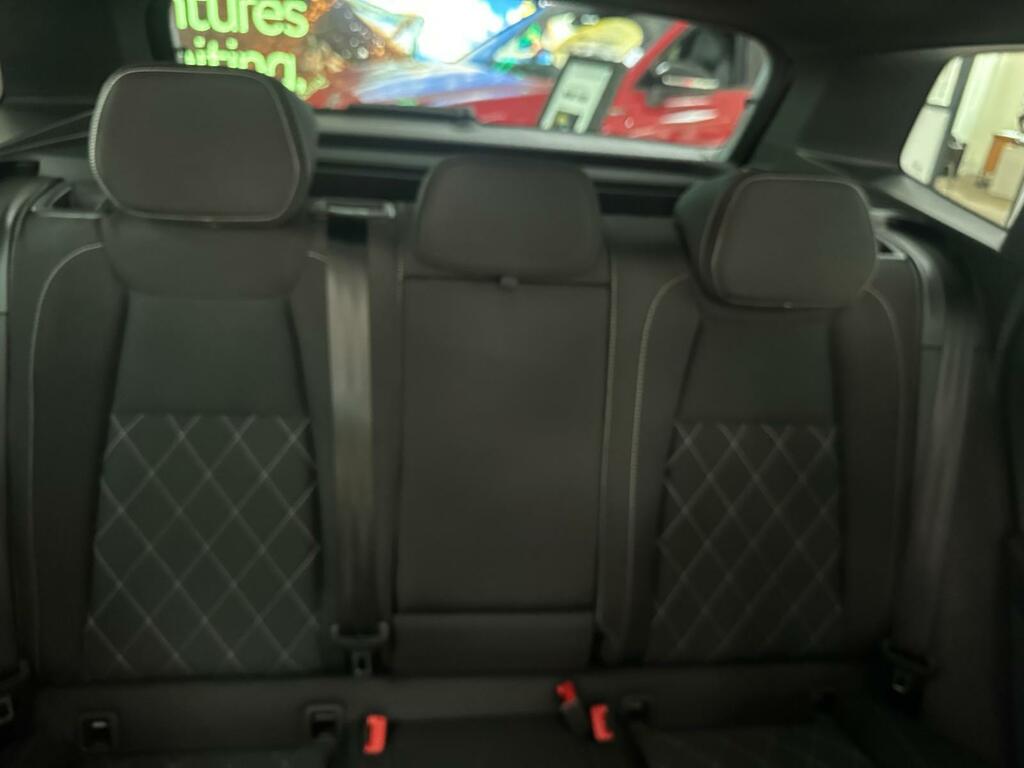Skoda Karoq Suv 1.5 Tsi 150Ps Se Dsg White #7