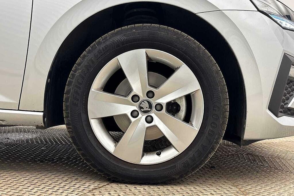 Skoda Scala 1.0 Tsi 116 Se Edition Dsg Silver #5