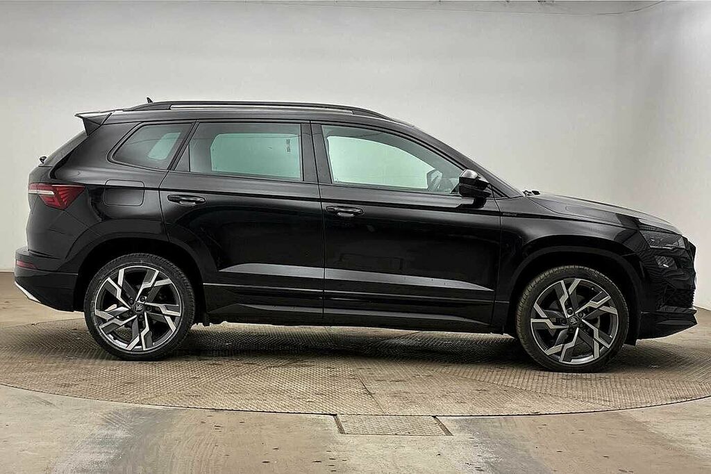 Skoda Karoq 1.5 Tsi Act Sportline Edition Suv Dsg E Black #4