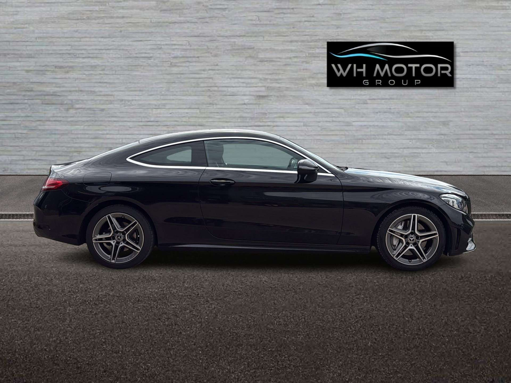 Mercedes-Benz 300 C Amg Line Premium  #4