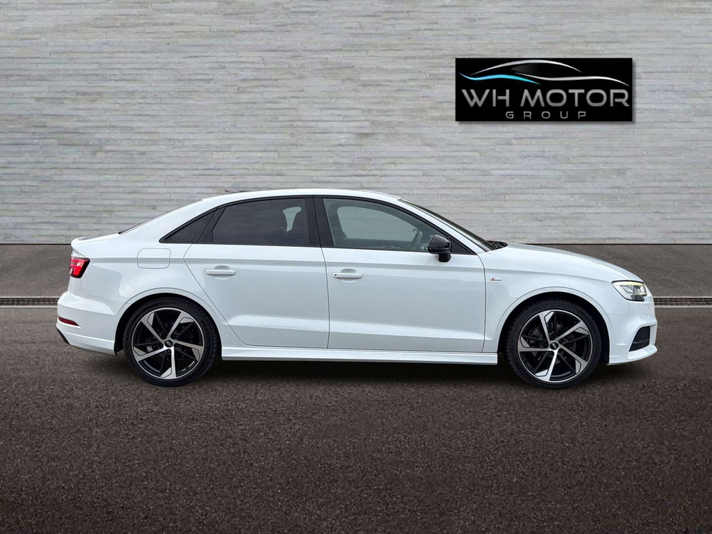 Audi A3 Black Edition 35 Tfsi  #3