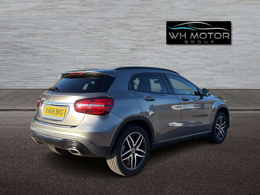 Mercedes-Benz GLA Class Urban Edition #6