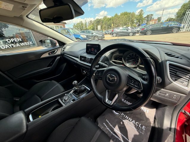 Mazda 3 2.0 Se One Owner - 35 Road Tax Red #18
