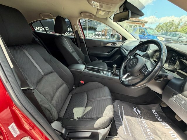Mazda 3 2.0 Se One Owner - 35 Road Tax Red #17