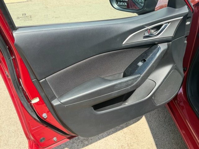 Mazda 3 2.0 Se One Owner - 35 Road Tax Red #39