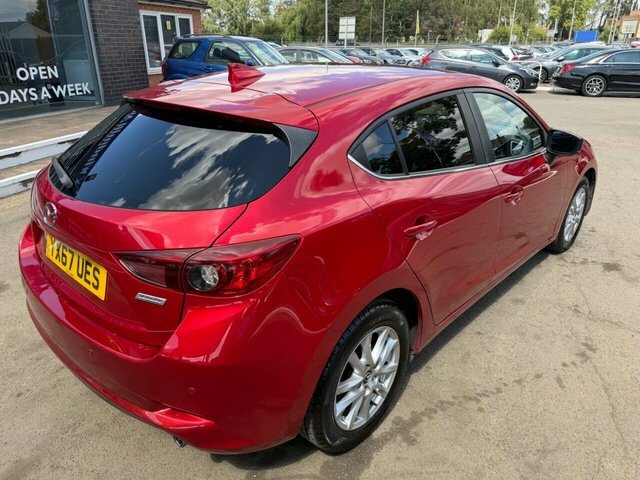 Mazda 3 2.0 Se One Owner - 35 Road Tax Red #15