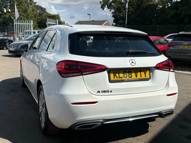 Mercedes-Benz A Class A180d Sport Hatchback KL68VTY White #5