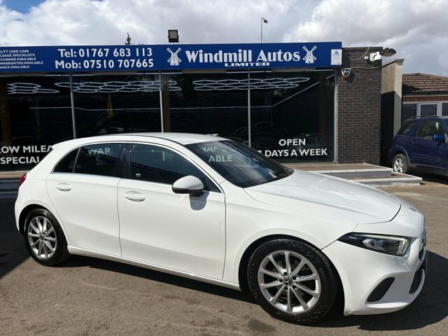 Mercedes-Benz A Class A180d Sport Hatchback KL68VTY White