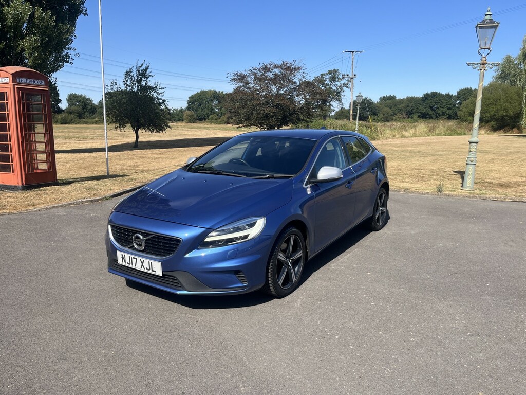 Volvo V40 2.0 R-design T2 Blue