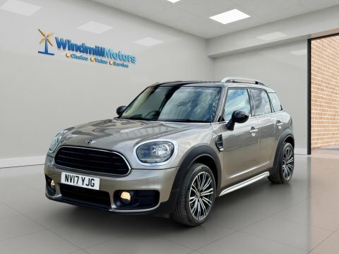 Mini Countryman 2.0 Cooper D NV17YJG Silver #5