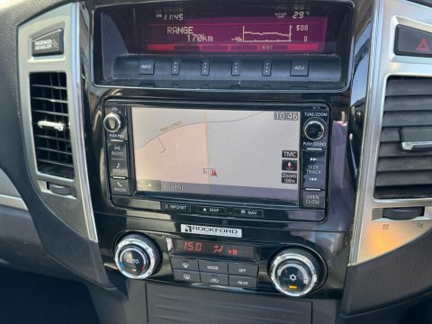 Mitsubishi Shogun Suv  #7