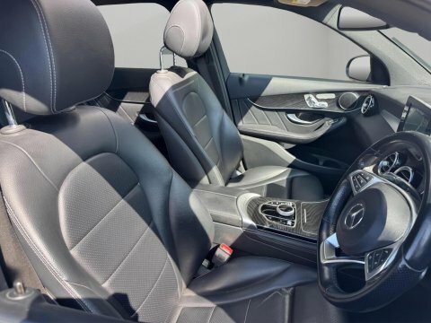 Mercedes-Benz GLC Class 2.0 Glc300 Mhev Sport Suv G Tronic Plus White #9